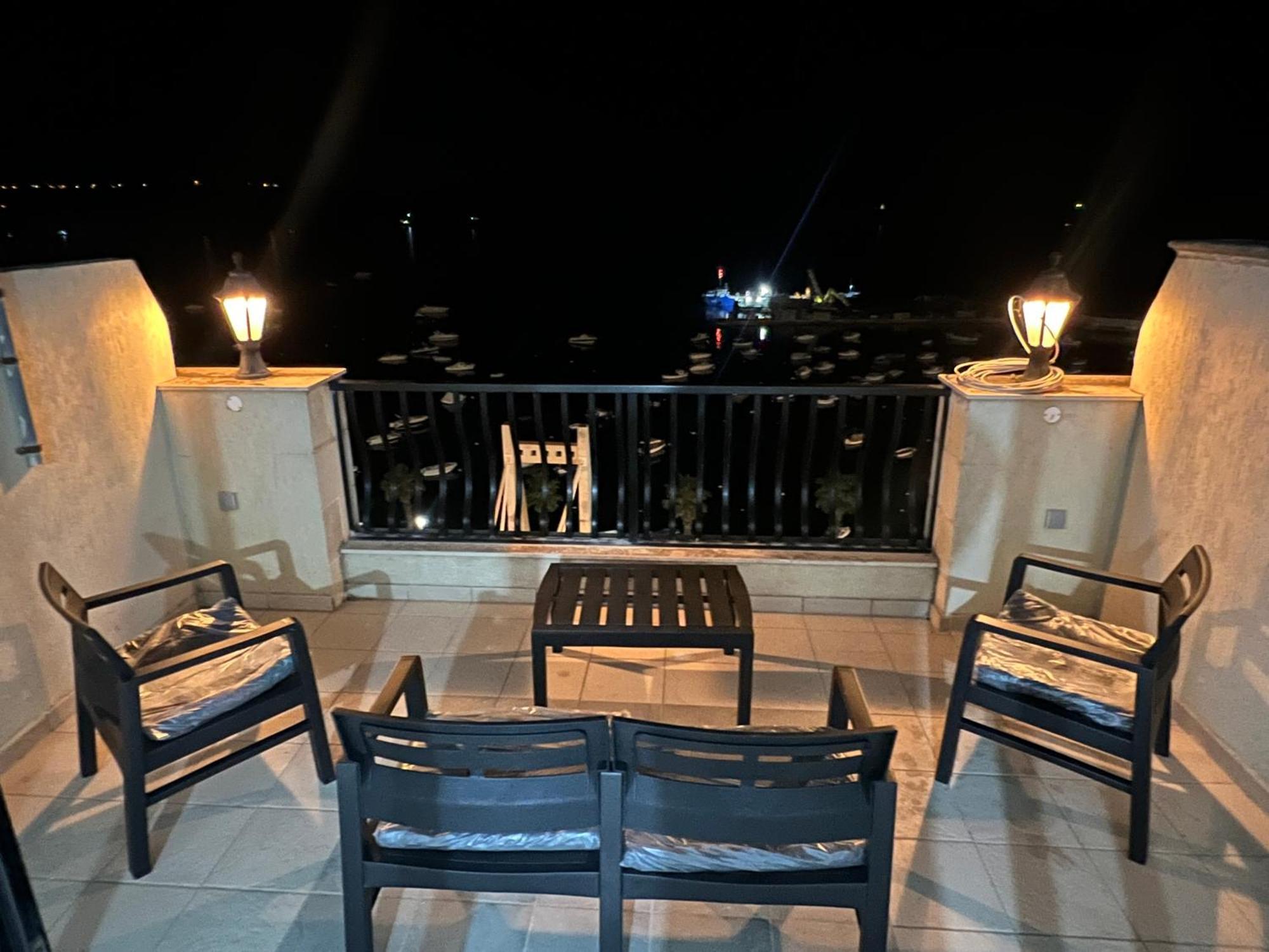 Sea View Penthouse Apartment St. Paul's Bay Exterior photo