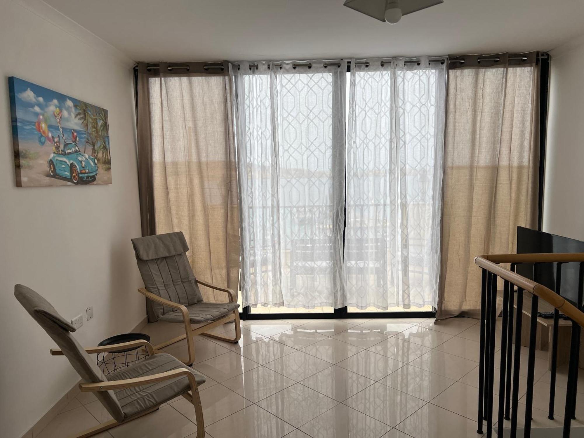 Sea View Penthouse Apartment St. Paul's Bay Exterior photo